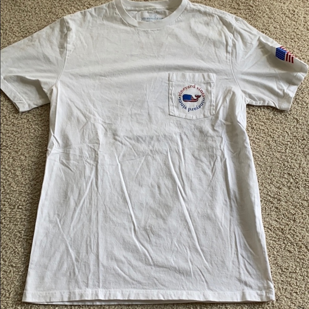 Vineyard Vines Tee